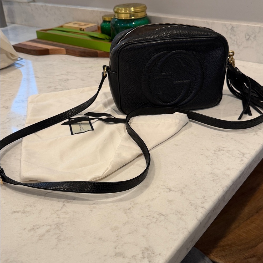 Gucci Soho Disco Black Leather Crossbody Bag With Tassel - Picture 15 of 16